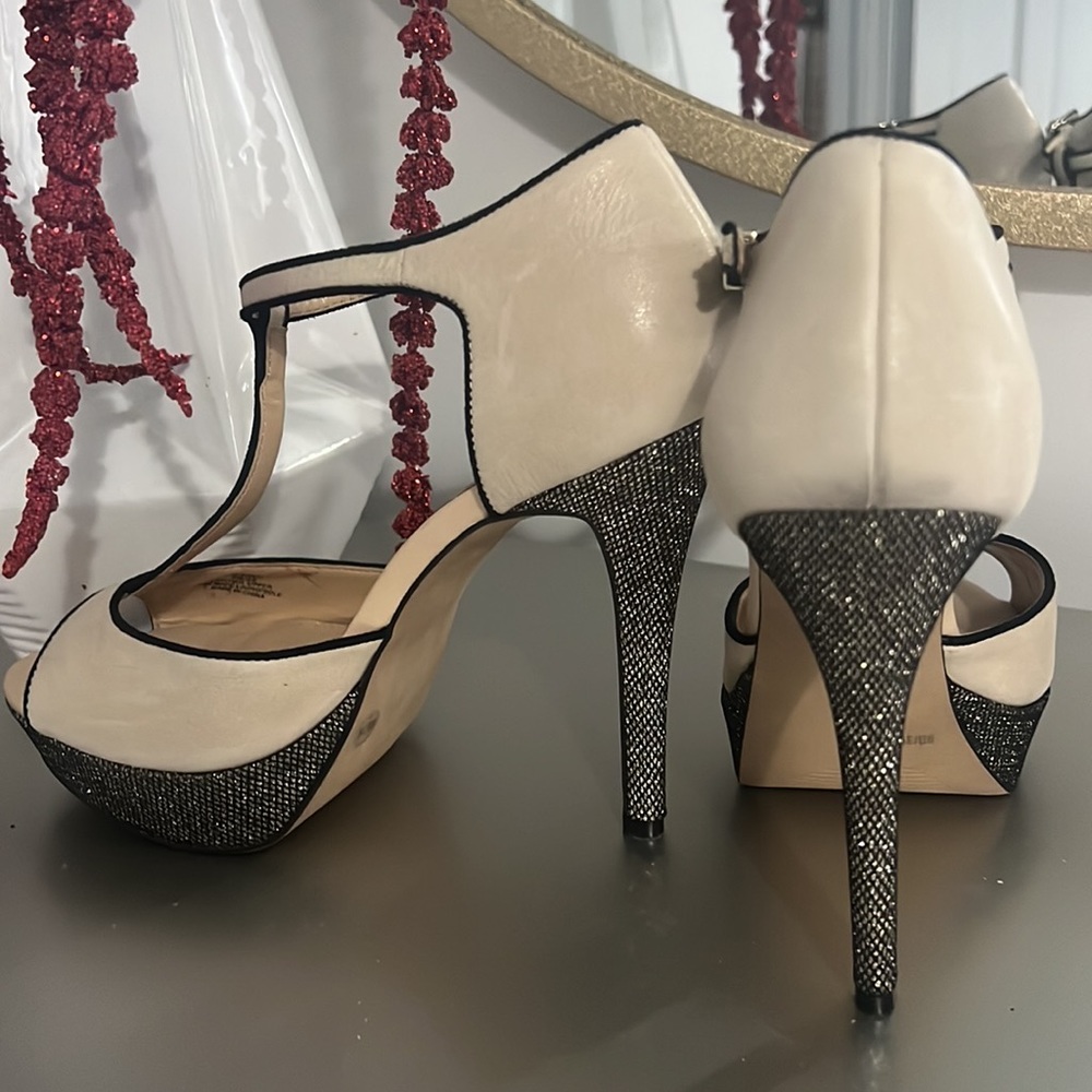 Jessica Simpson heels